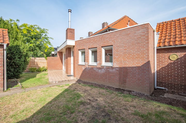 Hoekwoning te koop: Professor Schreinemakersstraat 36, Roermond