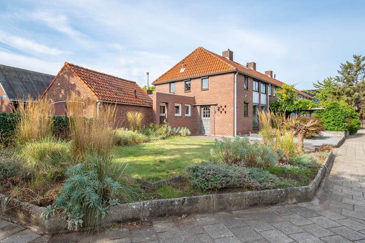 Hoekwoning te koop: Professor Schreinemakersstraat 36, Roermond