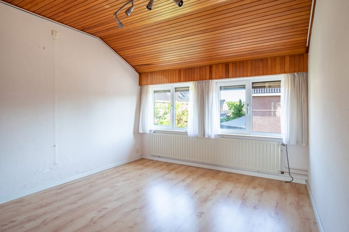 Hoekwoning te koop: Professor Schreinemakersstraat 36, Roermond