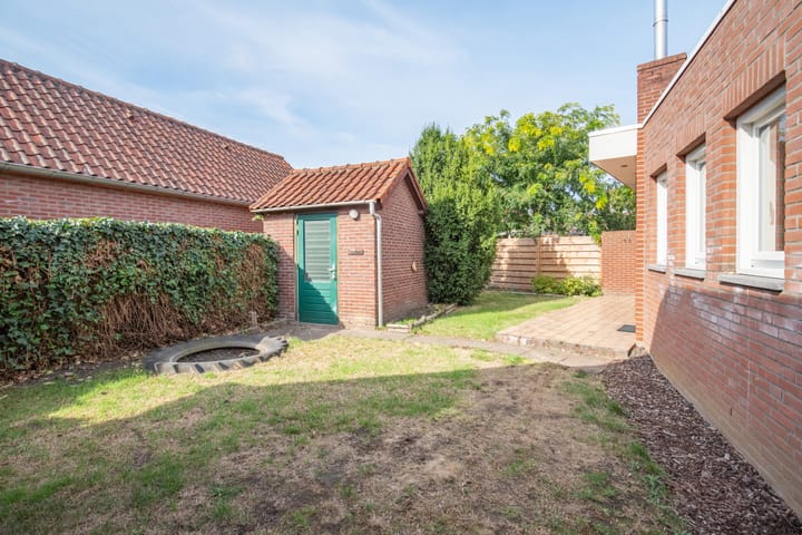 Hoekwoning te koop: Professor Schreinemakersstraat 36, Roermond