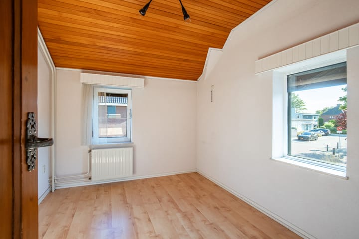 Hoekwoning te koop: Professor Schreinemakersstraat 36, Roermond
