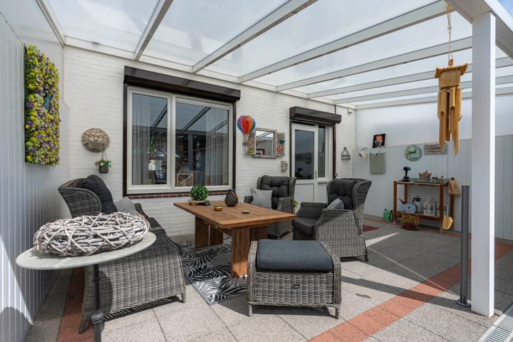 Tussenwoning te koop: Canisiusstraat 7, Kerkrade