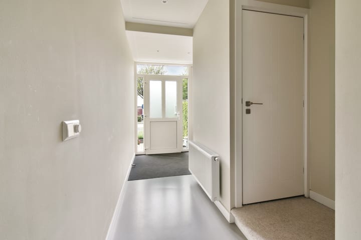 Tussenwoning te koop: Hillenraadt 57, Amsterdam