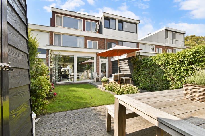 Tussenwoning te koop: Hillenraadt 57, Amsterdam