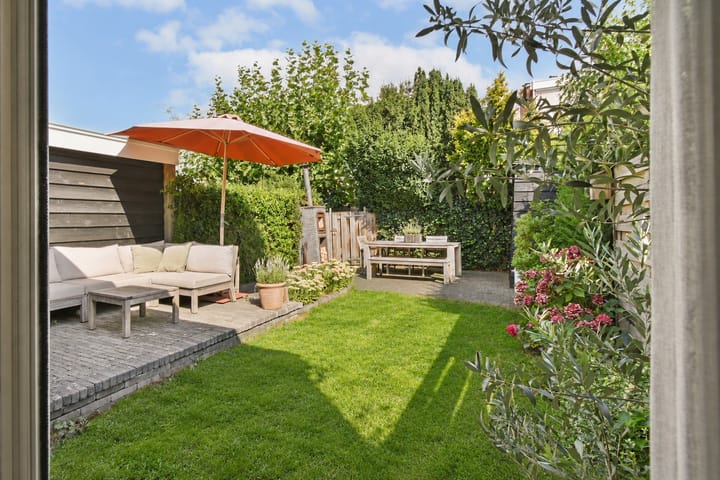 Tussenwoning te koop: Hillenraadt 57, Amsterdam