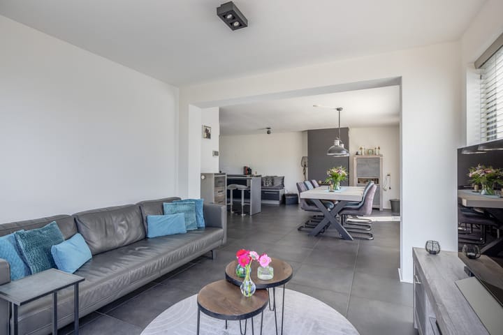 Foto 2 van Belle van Zuylenstraat 2