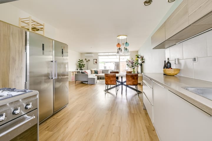 Tussenwoning te koop: Florijnslag 18, Houten