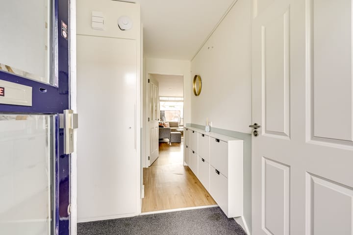 Tussenwoning te koop: Florijnslag 18, Houten