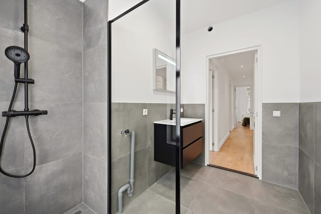 Photo 22 of Linnaeusstraat 295