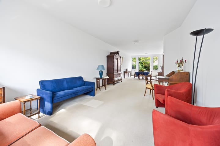 Tussenwoning te koop: Weverslaan 25, Voorburg