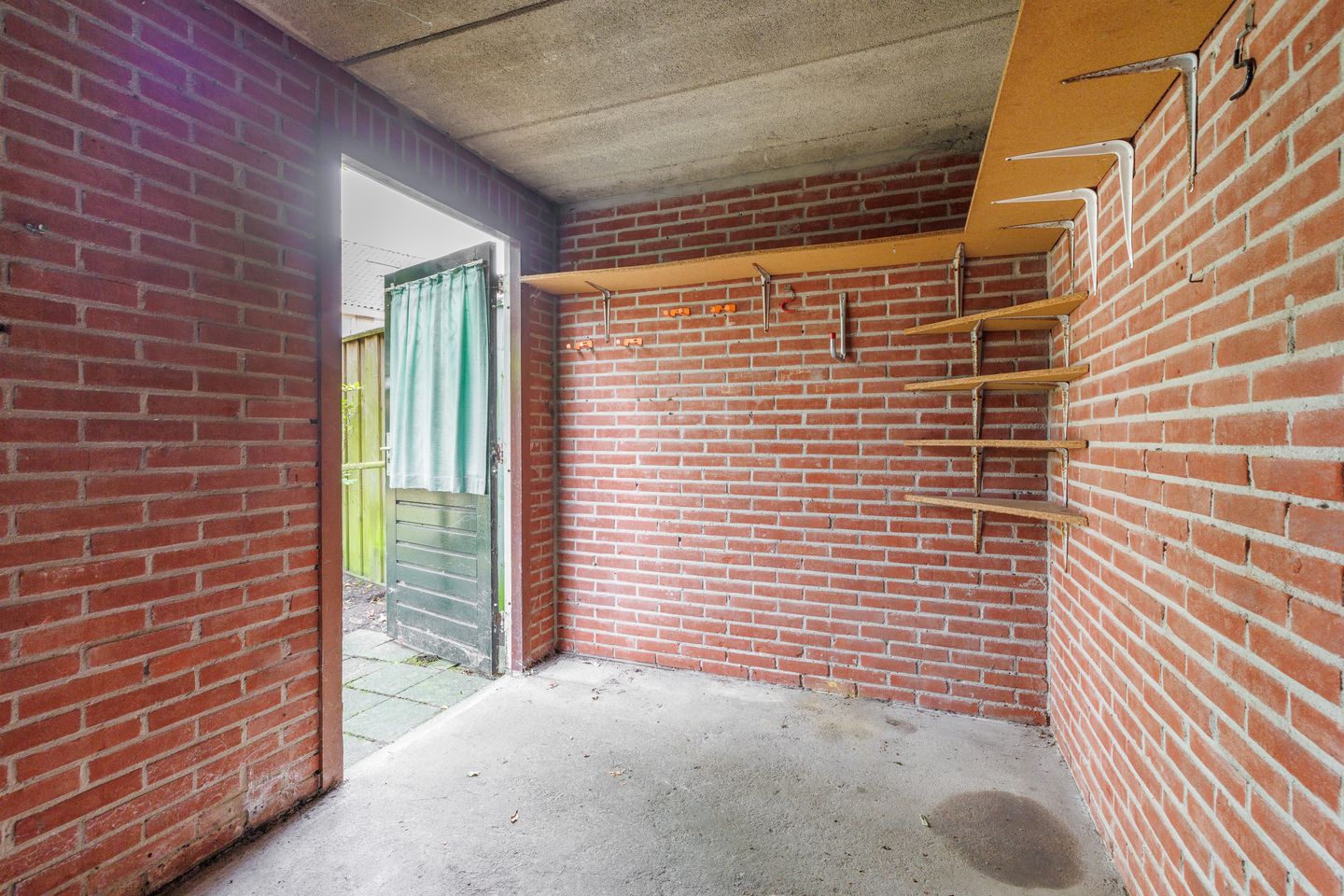 Photo 49 of Henry Dunantstraat 39