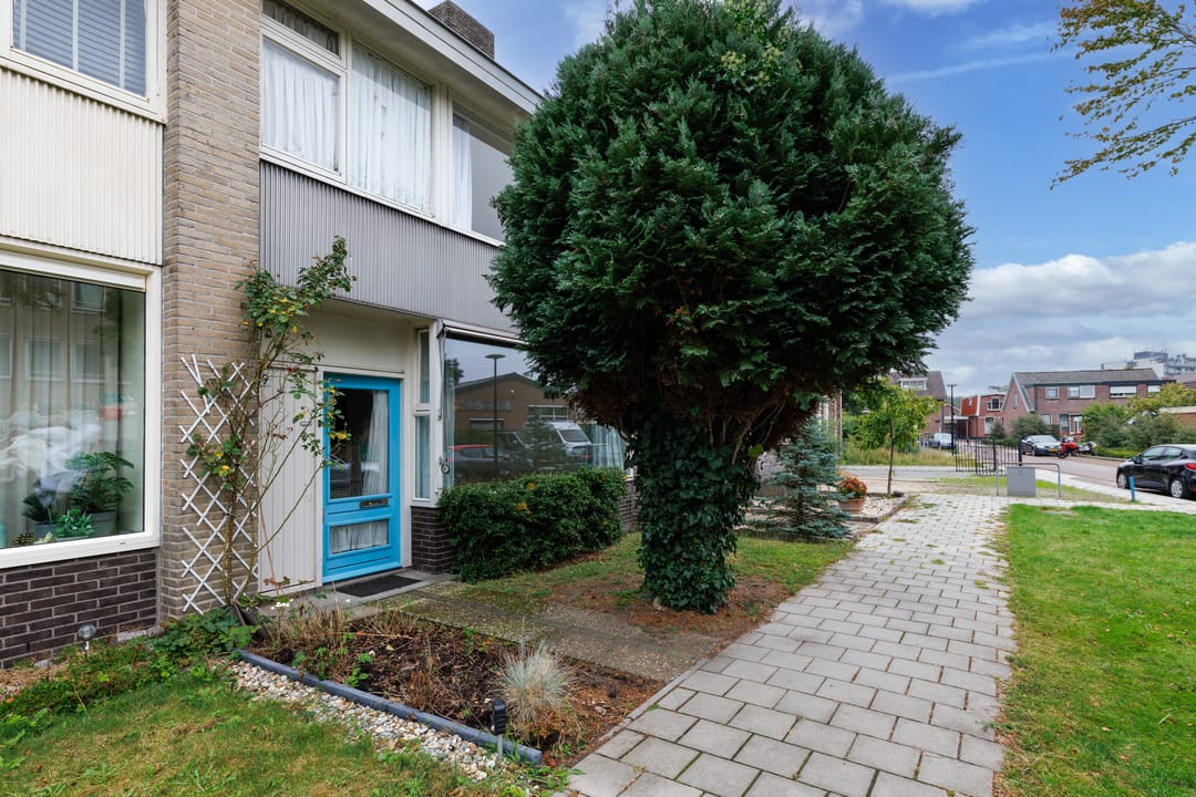 Photo 53 of Henry Dunantstraat 39