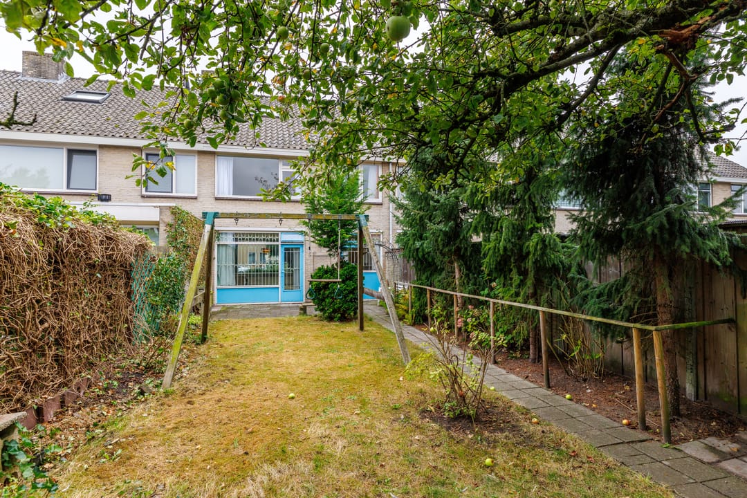 Photo 41 of Henry Dunantstraat 39