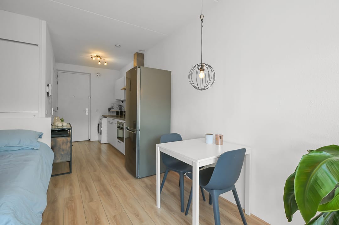 Photo 11 of Welnastraat 351
