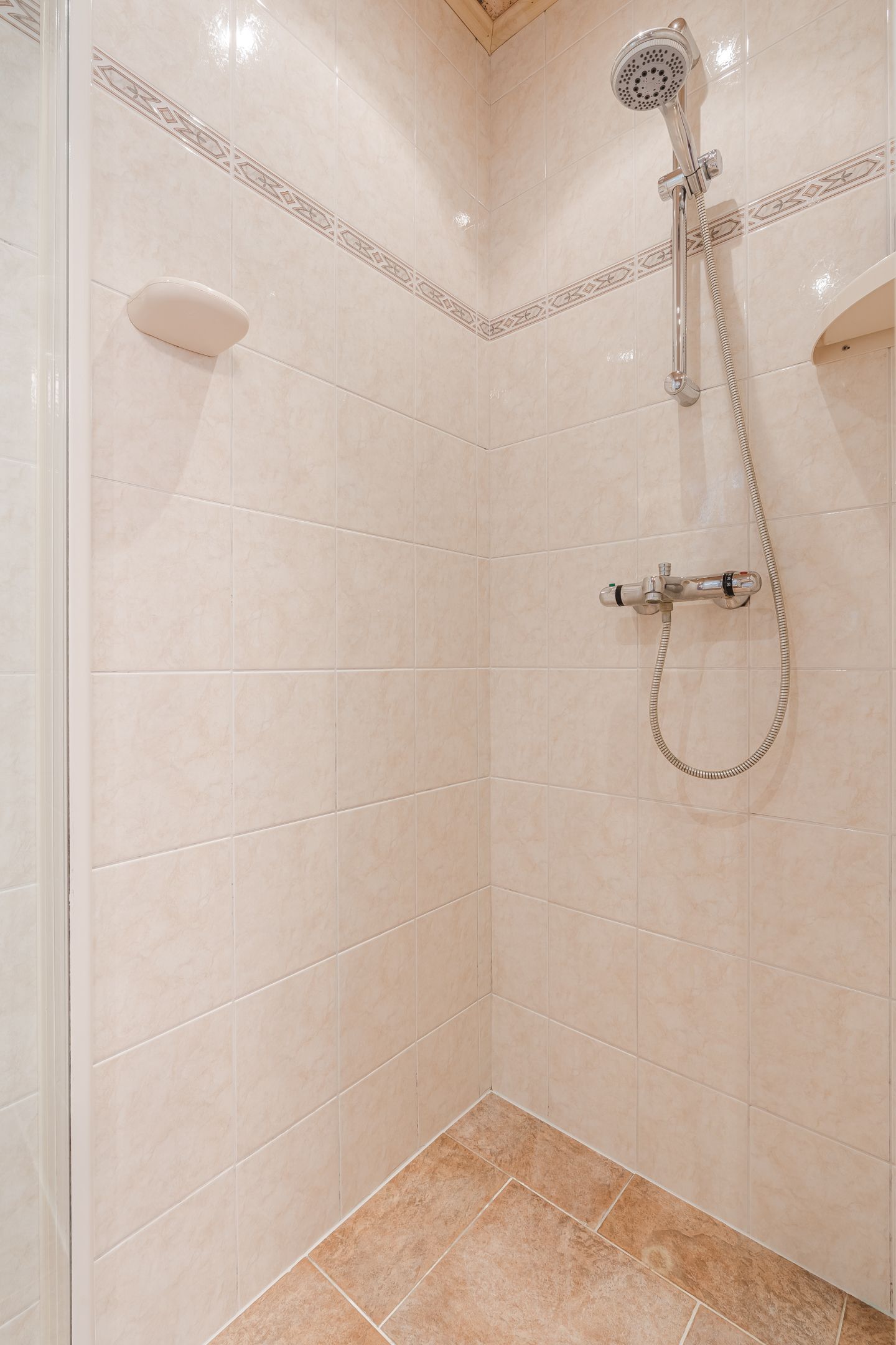 Photo 20 of Oosterweg 17