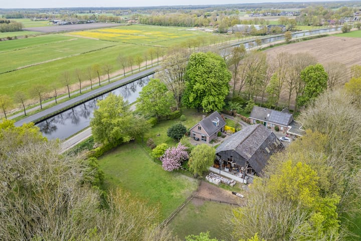 Photo 2 of Oosterweg 17