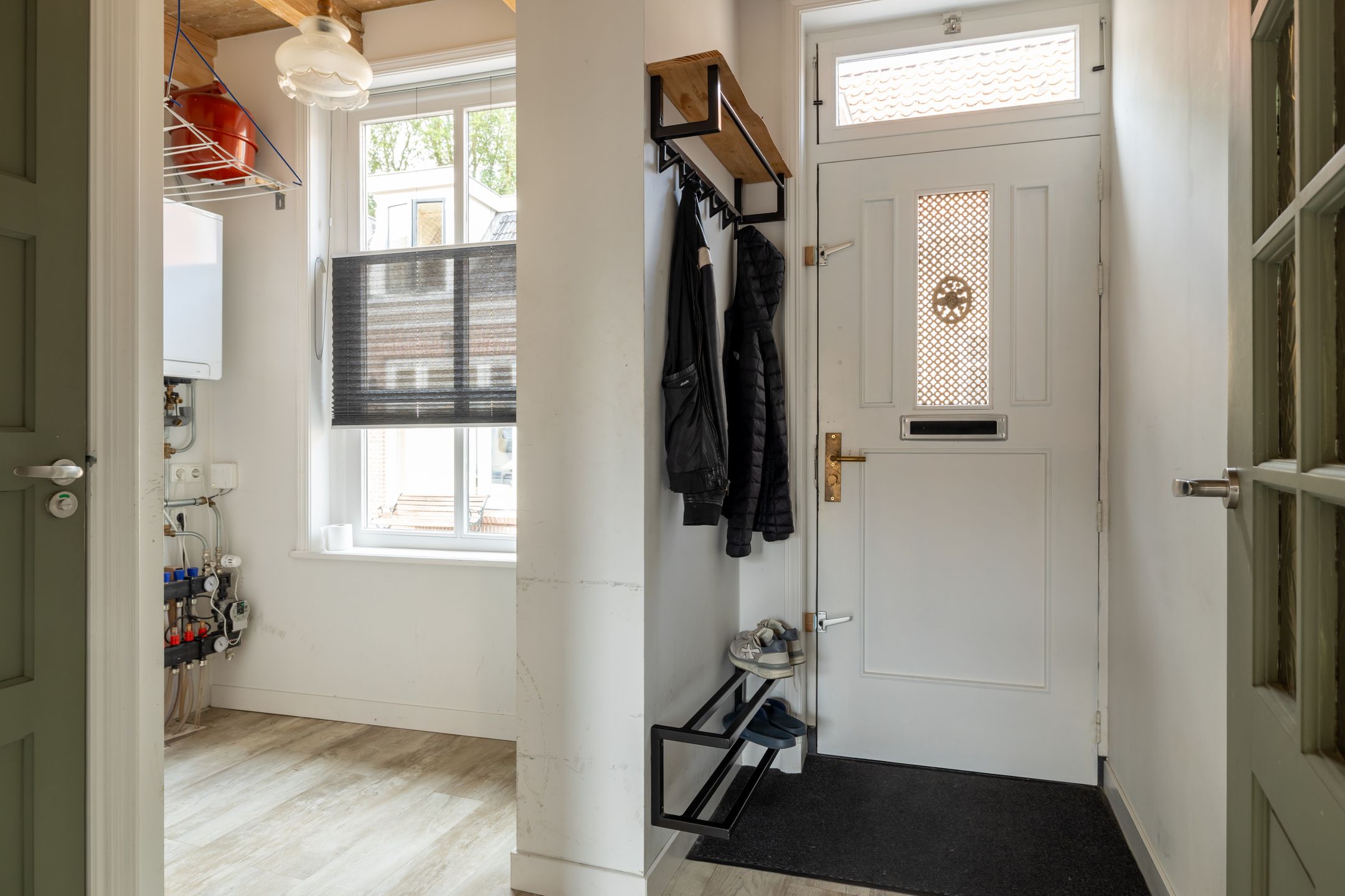 Photo 9 of Dubbelstraat 128
