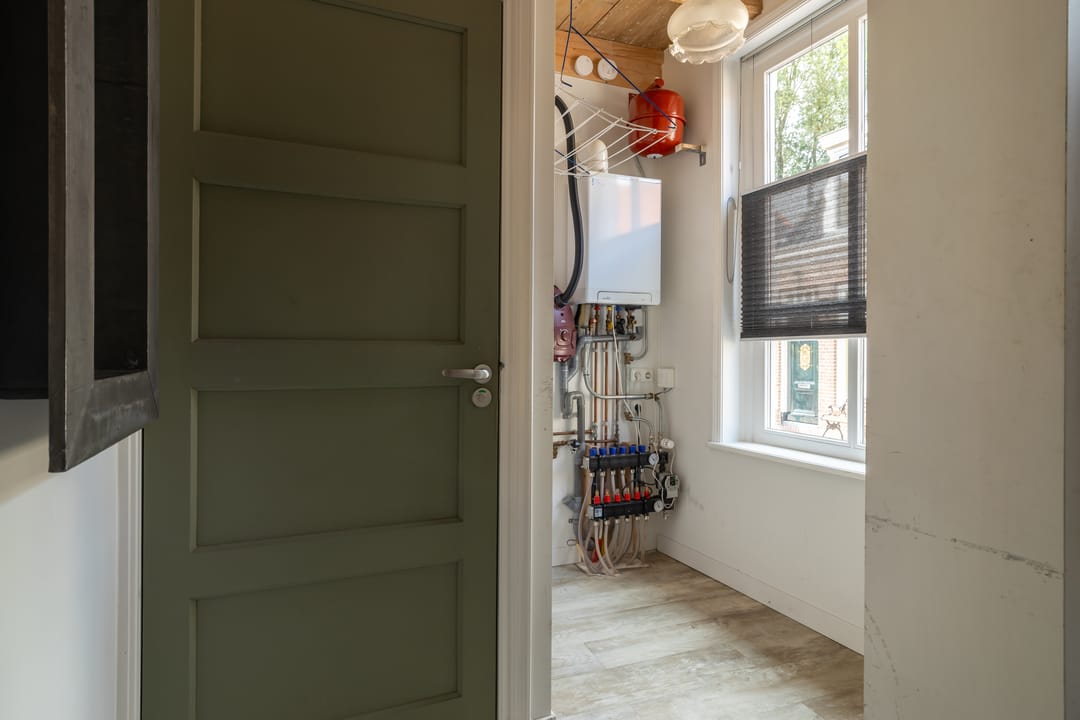 Photo 11 of Dubbelstraat 128