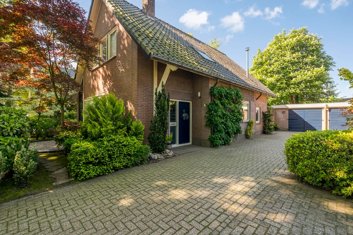 Vrijstaande woning te koop: Lohuizerweg 3, Epe