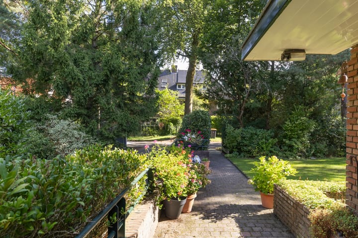 Twee-onder-één-kap te koop: Ruysdaellaan 15, Bilthoven