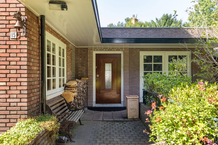Twee-onder-één-kap te koop: Ruysdaellaan 15, Bilthoven