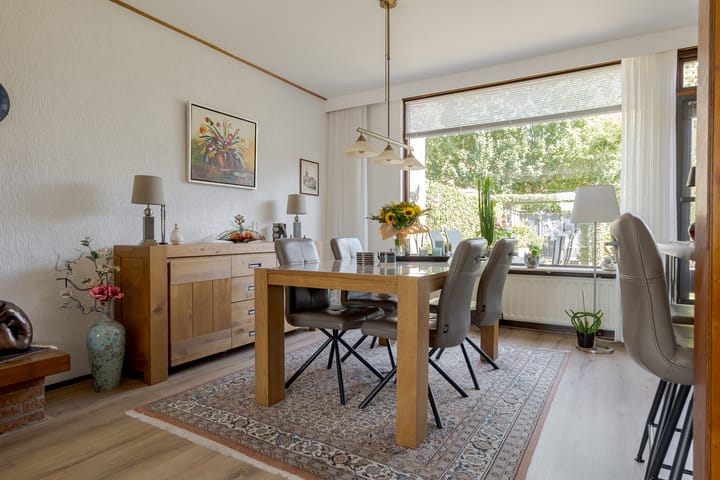 Tussenwoning te koop: Tuinweg 66, Meppel