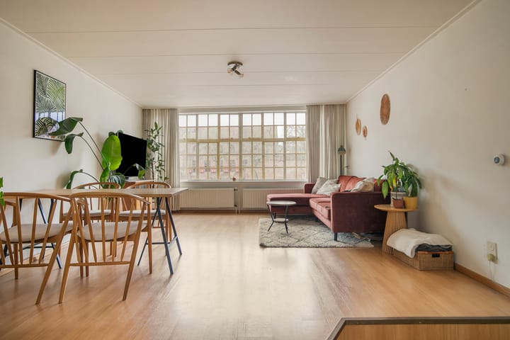 Tussenwoning te koop: Thorbeckegracht 54, Zwolle