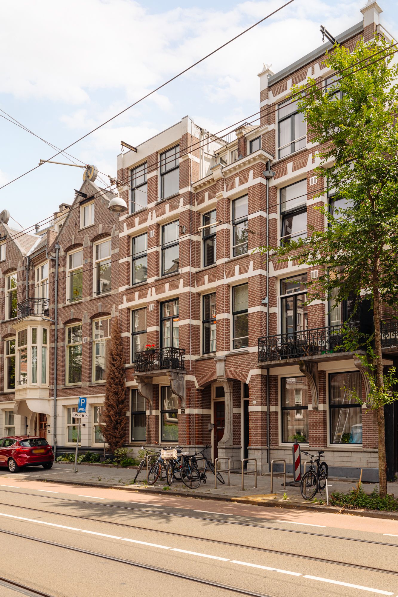 Photo 6 of Koninginneweg 155-3