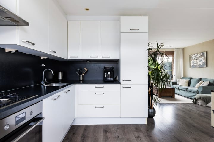 Tussenwoning te koop: Kievitstraat 8, Maassluis