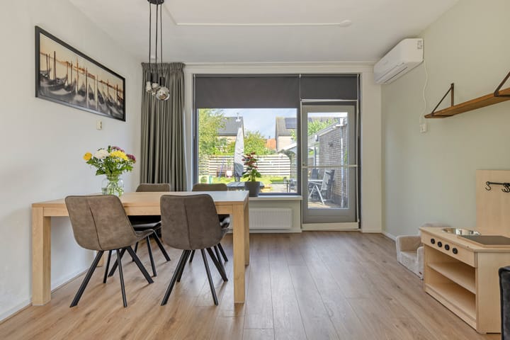 Hoekwoning te koop: Dr S K de Waardlaan 17, Grijpskerk