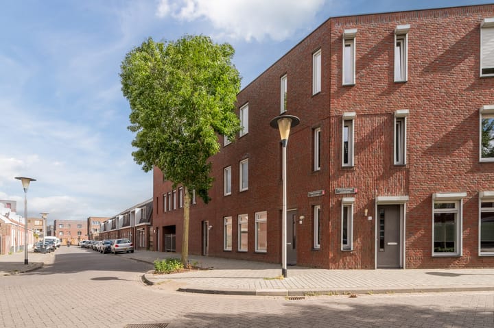 Foto 4 van Pistoriusstraat 4