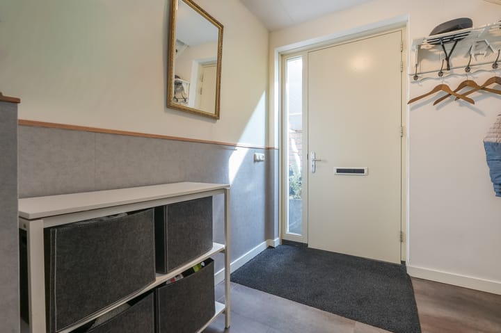 Hoekwoning te koop: Kelderskamp 5, Putten