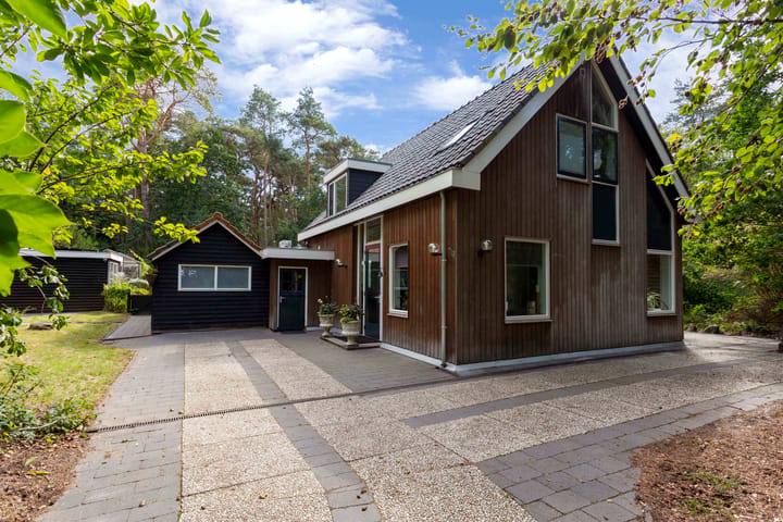 Vrijstaande woning te koop: Bovendwarsweg 101, Oldebroek