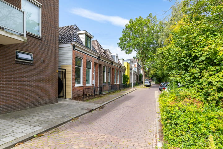Hoekwoning te koop: Verlengde Willemstraat 17, Groningen
