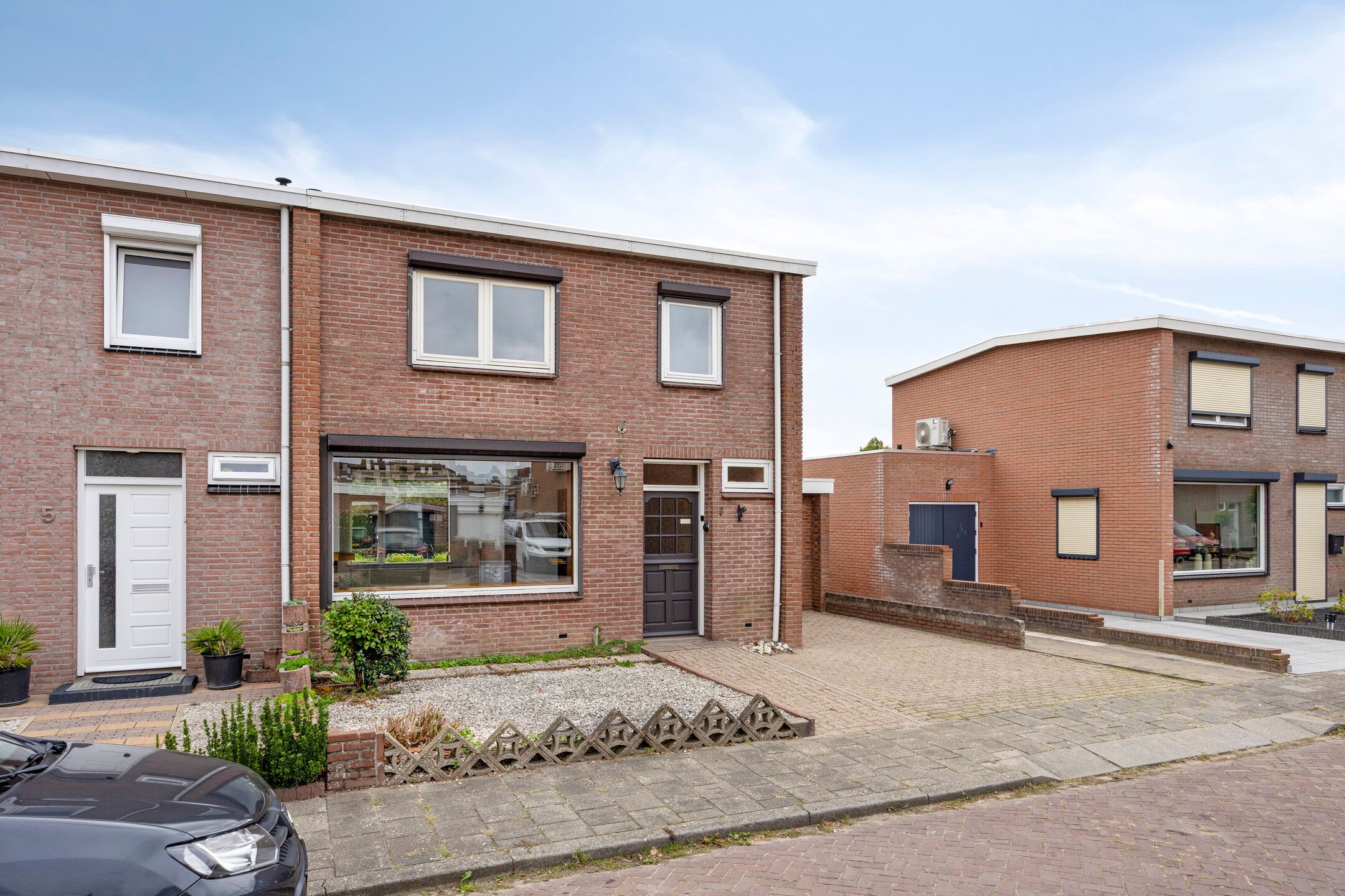 Photo 33 of Irenestraat 7