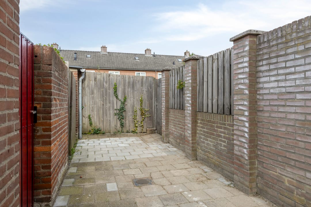 Foto 46 van Van Hoogstratenweg 10