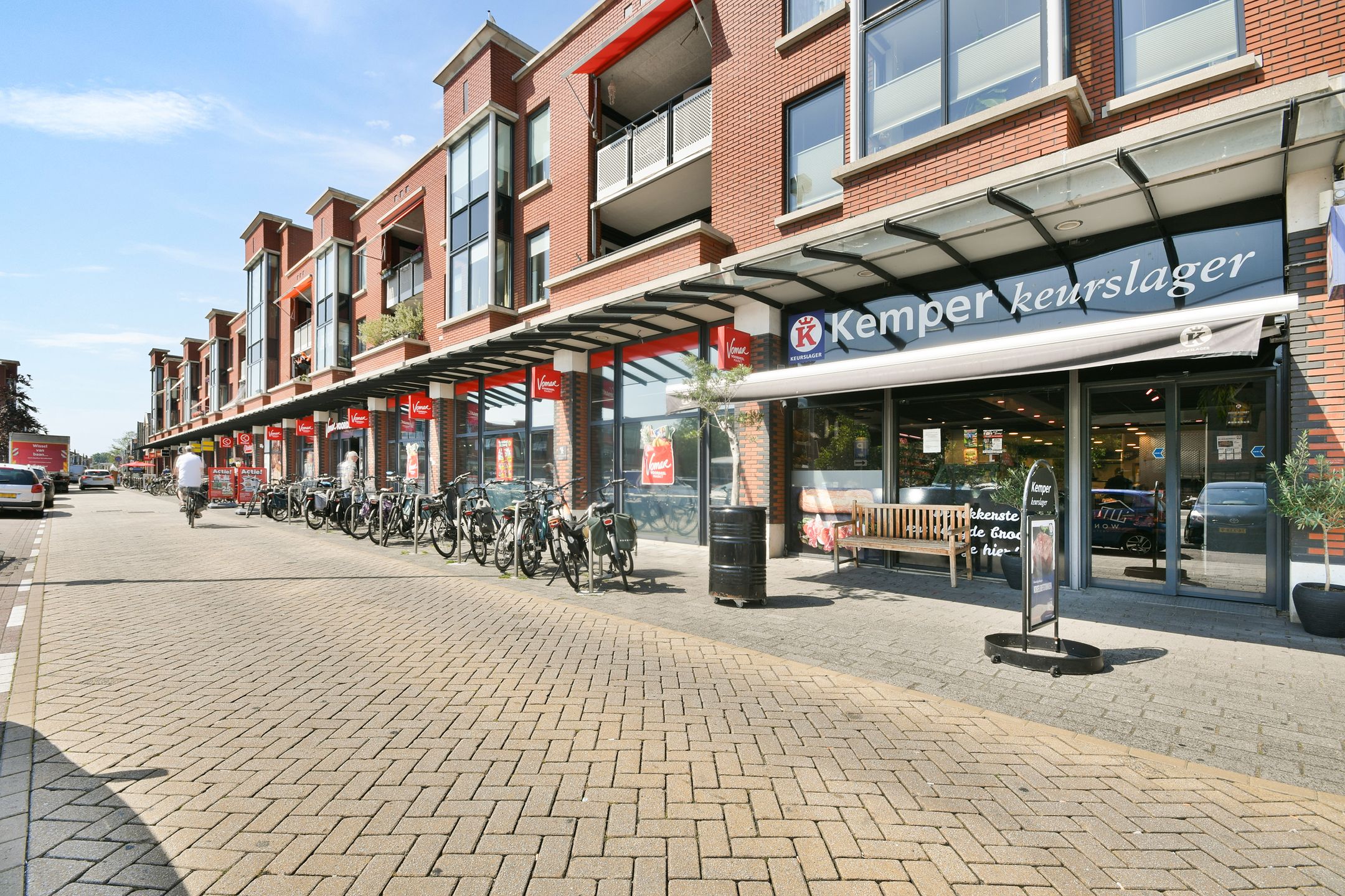 Foto 42 van Leeuwerikstraat 11
