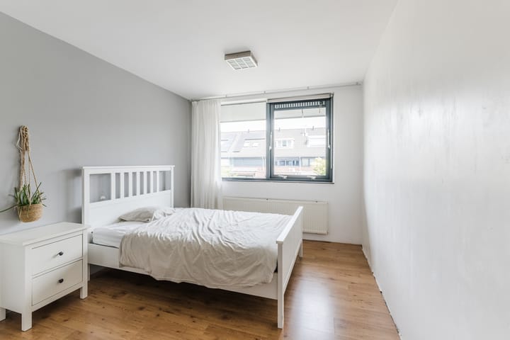 Tussenwoning te koop: Moerkapellestraat 40, Tilburg