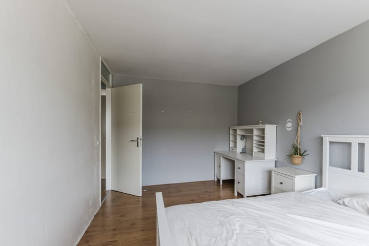 Tussenwoning te koop: Moerkapellestraat 40, Tilburg