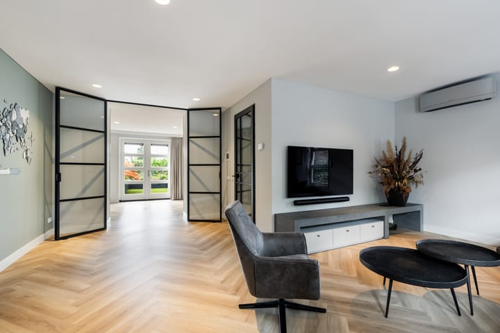 Twee-onder-één-kap te koop: Laakboulevard 336, Amersfoort
