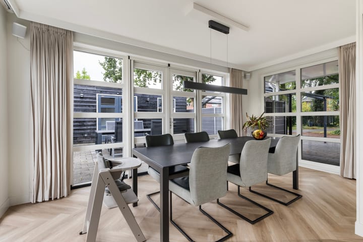 Twee-onder-één-kap te koop: Laakboulevard 336, Amersfoort