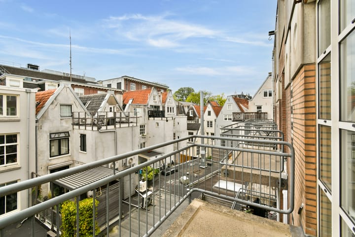Appartement te koop: Lange Leidsedwarsstraat 16D, Amsterdam