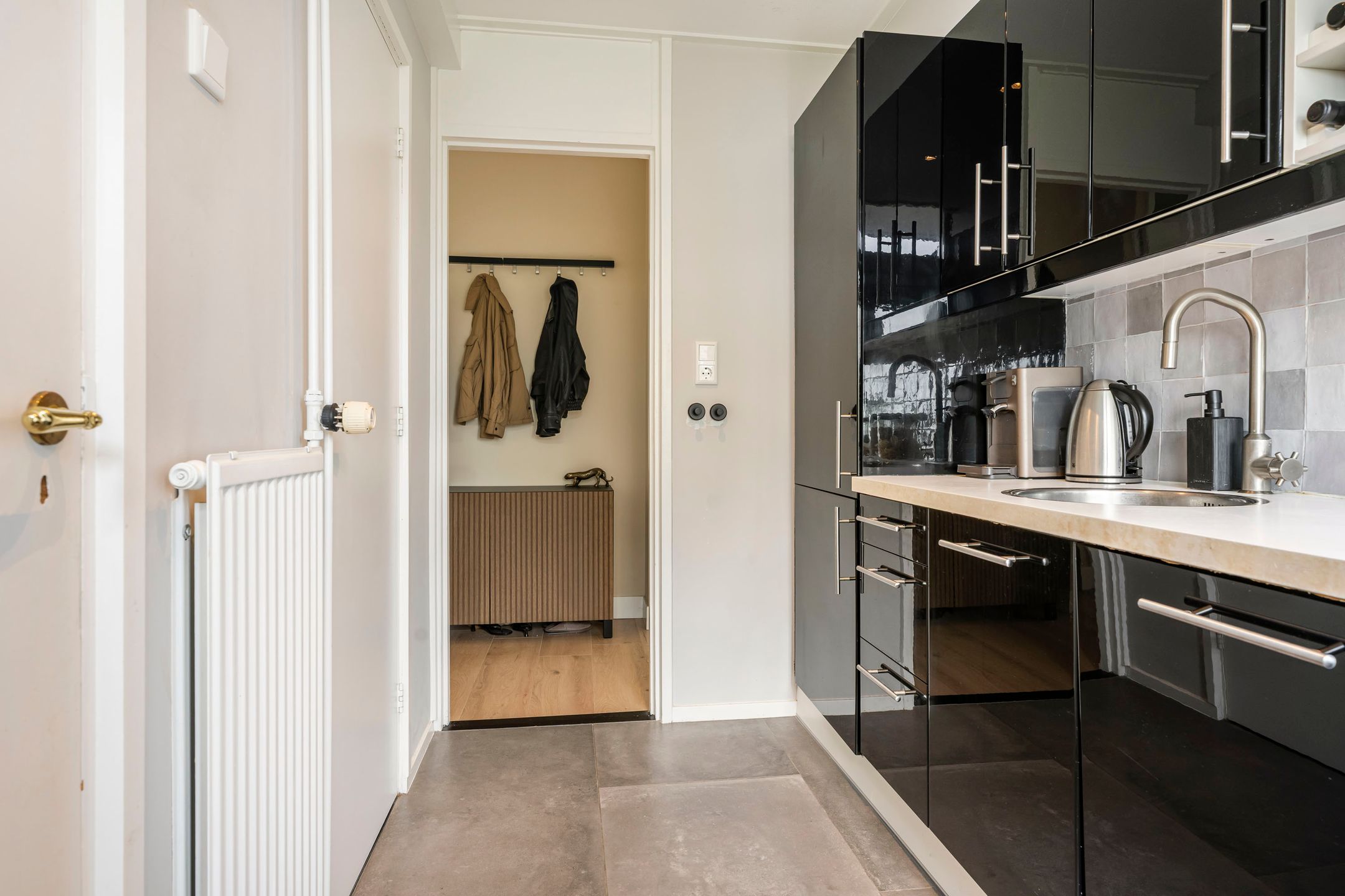 Photo 18 of Evertsenstraat 71
