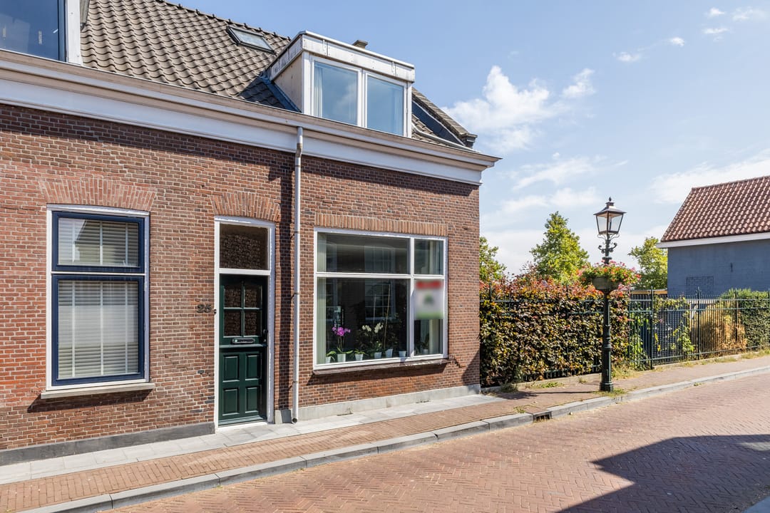 Photo 32 of Zuiddijk 25