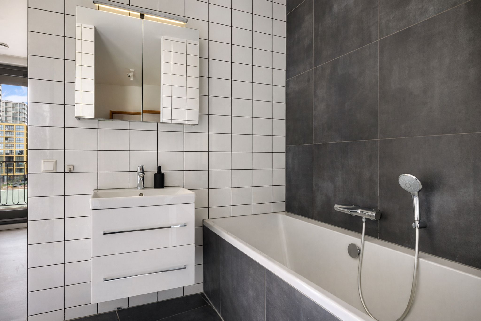 Photo 33 of Lindenhoevestraat 29