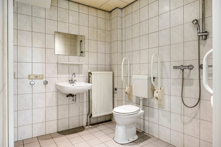 Hoekwoning te koop: Churchillstraat 13, Holten