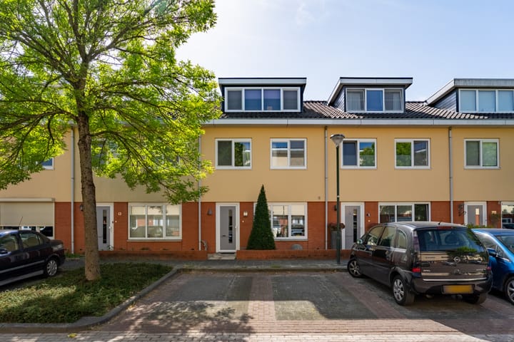 Hoogt 15 — te koop in Goirle, Tussenwoning