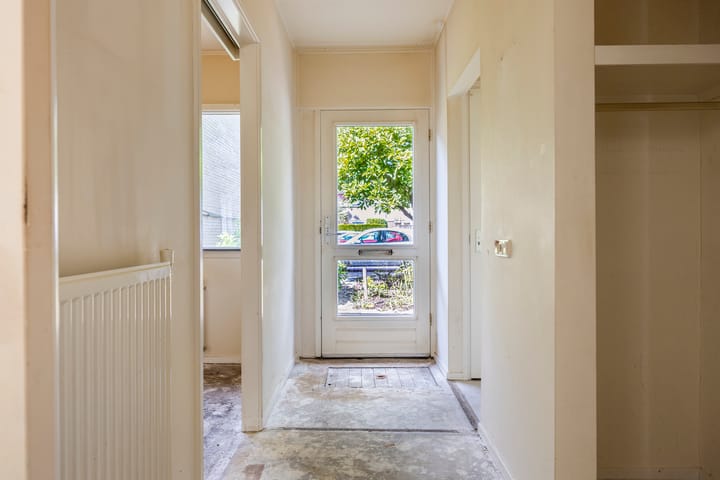 Hoekwoning te koop: Churchillstraat 13, Holten