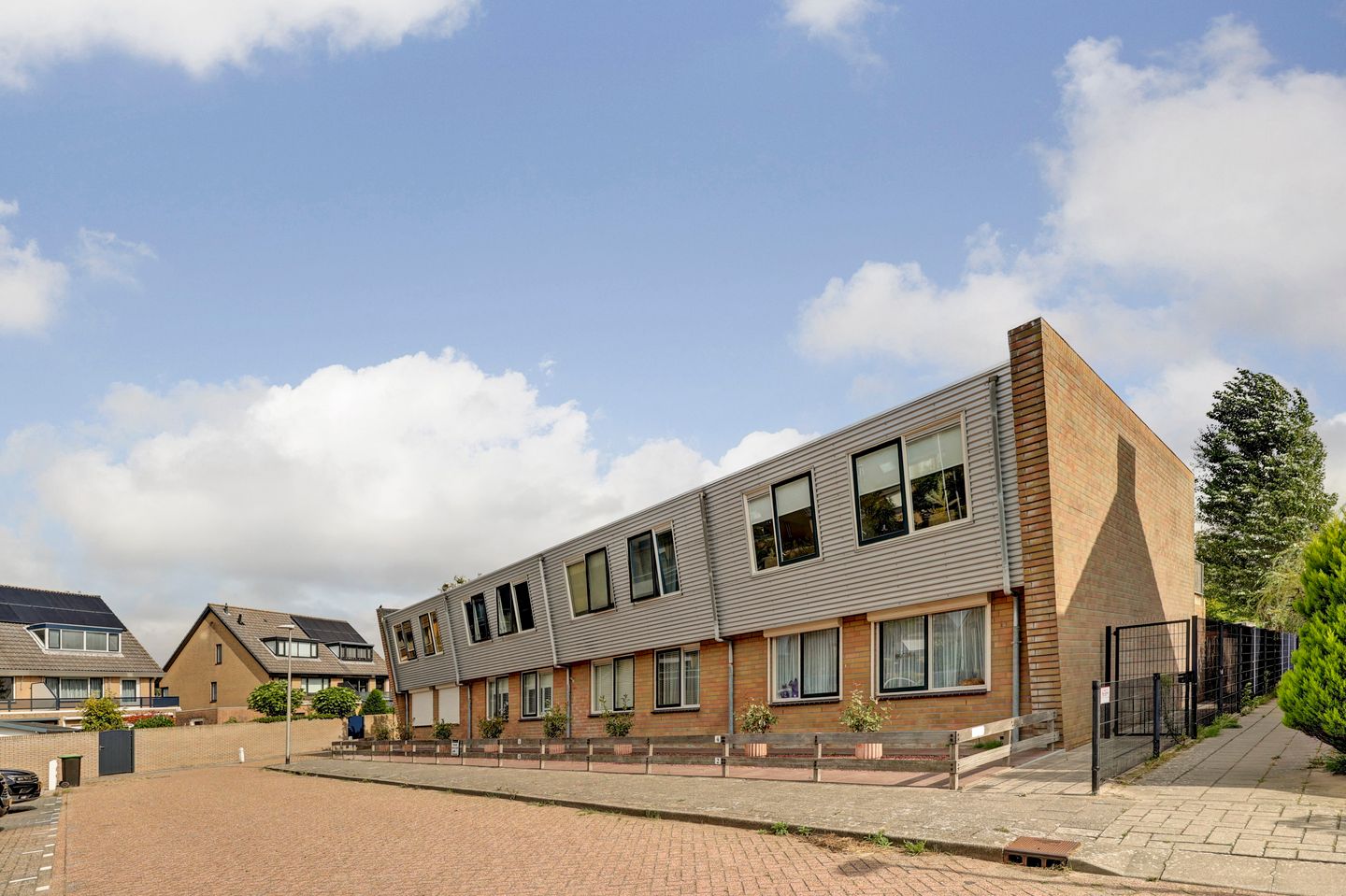 Foto 1 van Korenbloemlaan 4