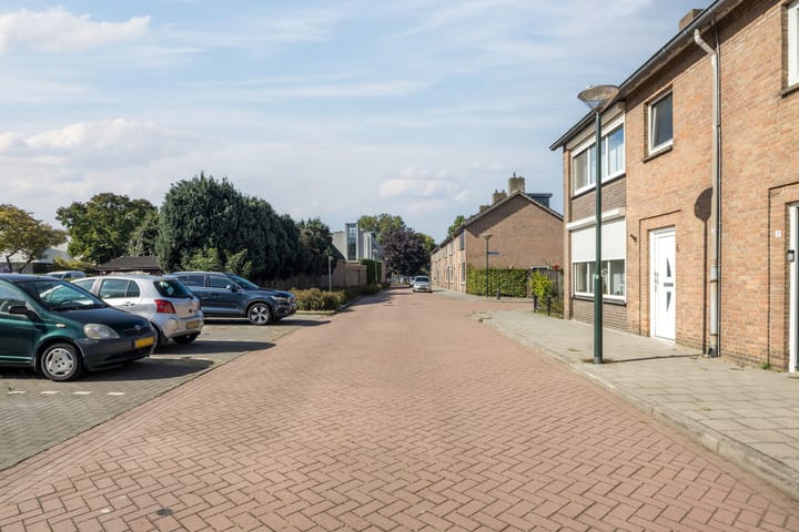 Foto 4 van Edelweisstraat 4